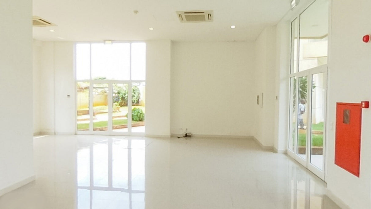 Loja Cunene Acquaville