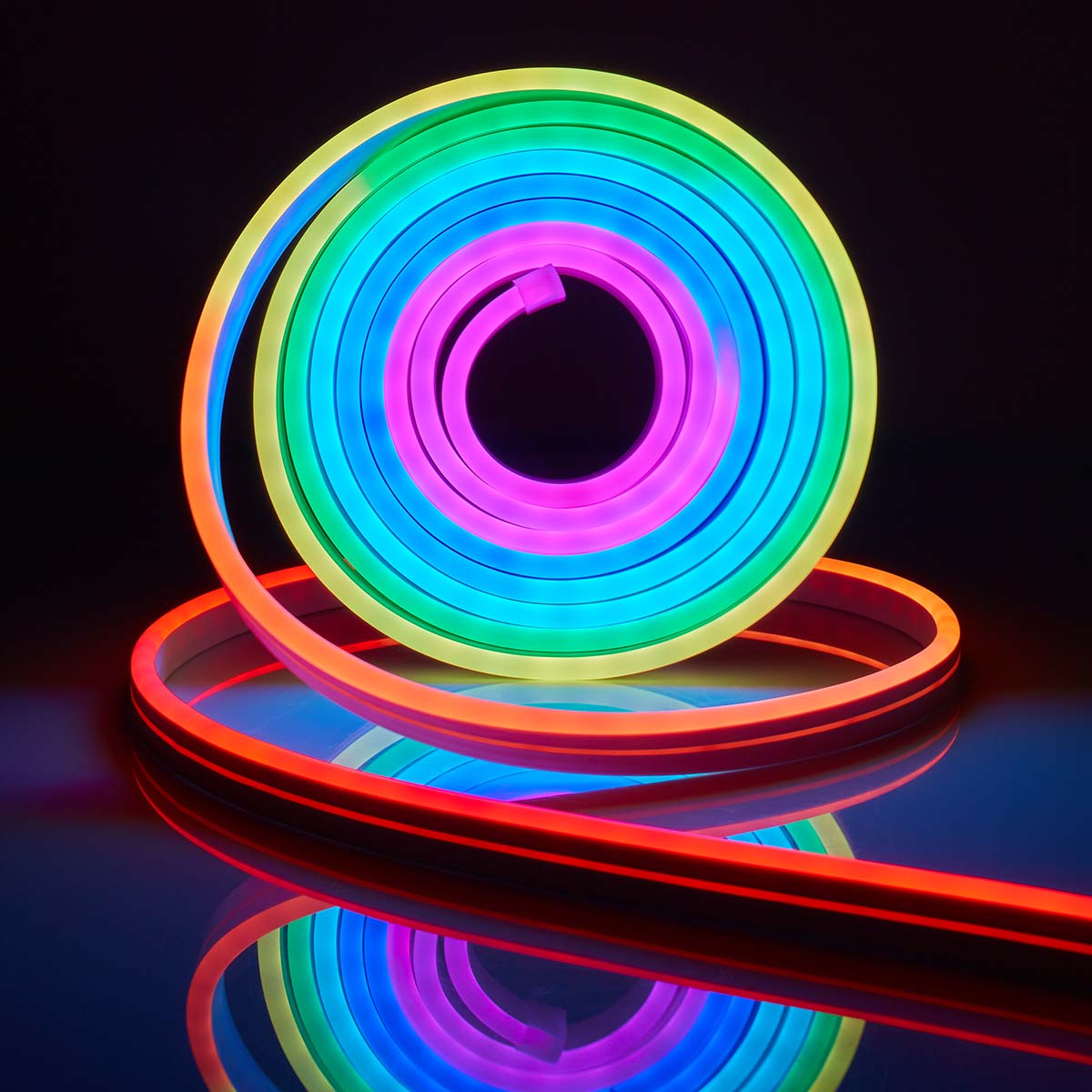 FITA LED NÉON 5M NEDIS SMARTLIFE RGB – ILUMINAÇÃO COLORIDA E CONTROLE VIA WIFI PARA AMBIENTES MODERNOS
