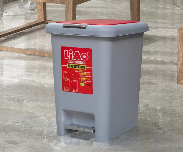 Balde medio de lixo, com pedale e tampa, 15 Litros