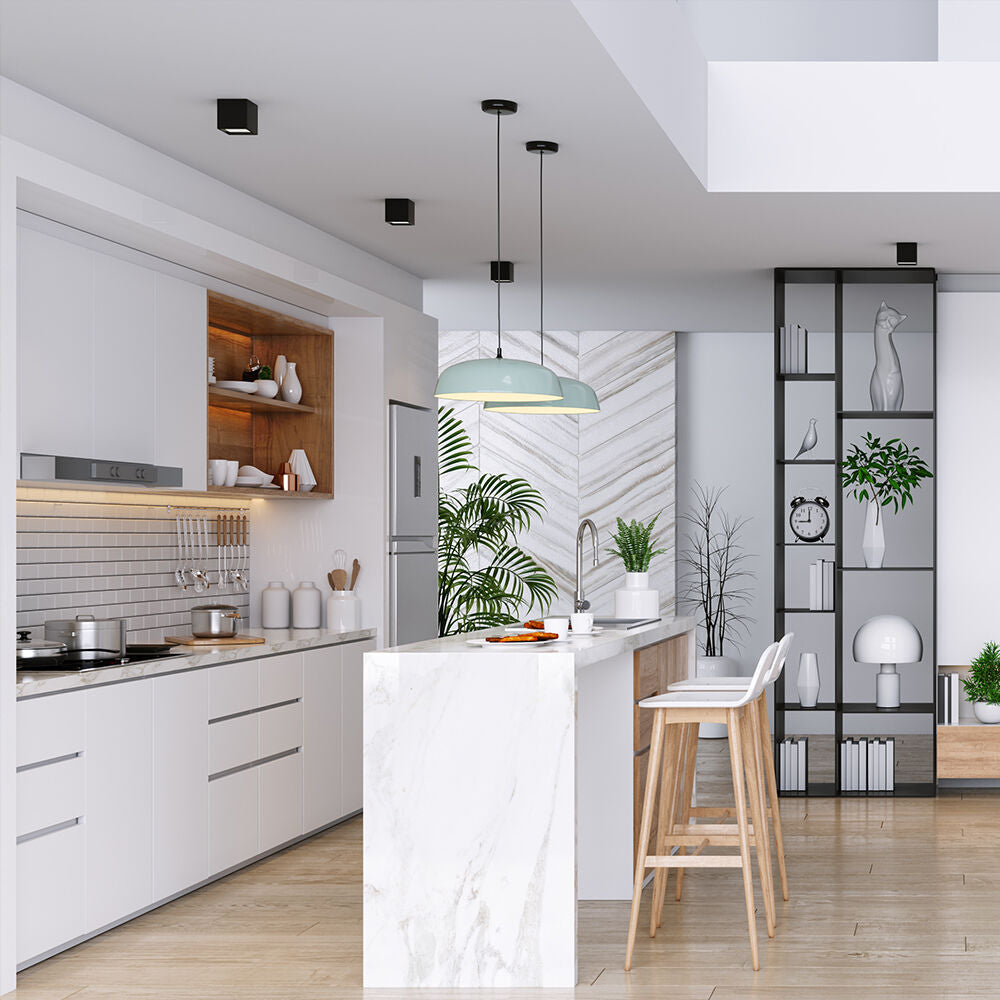 Spot LED Braytron Beta 8012 Quadrado Preto com Acabamento Dourado GU10 | Iluminação Direcionada