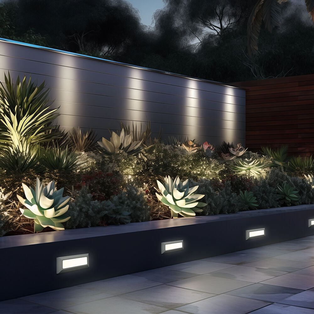 Luminária de Parede Braytron Vekta 5W Retangular Cinza 3em1 IP65 | Iluminação Externa