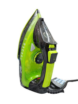 Ferro de engomar elétrico Profissional a vapor  RAF R-1248G, 2200 W, base de cerâmica, verde