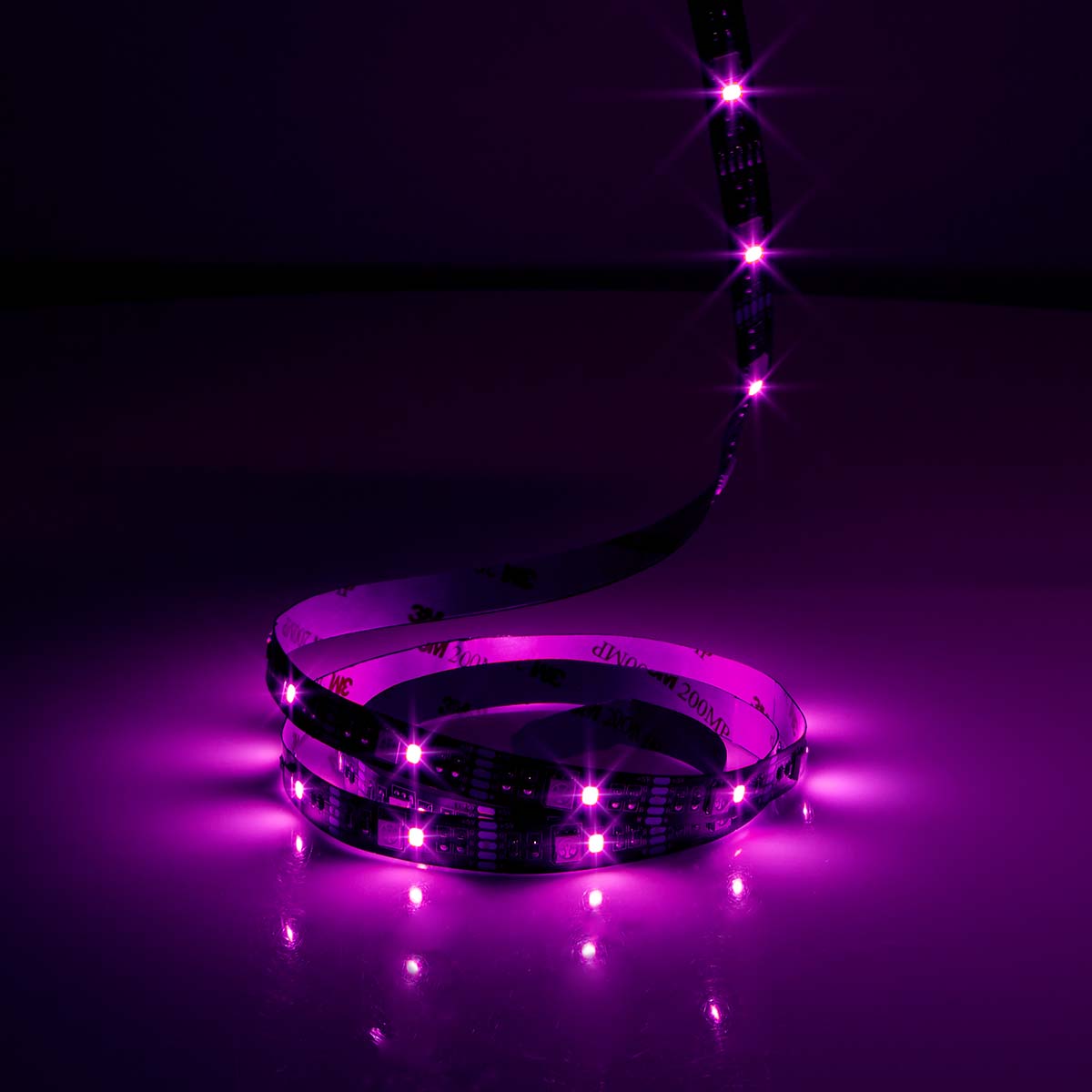 FITA LED SMARTLIFE RGB BLUETOOTH NEDIS – ILUMINAÇÃO COLORIDA E CONTROLE POR BLUETOOTH PARA QUALQUER AMBIENTE