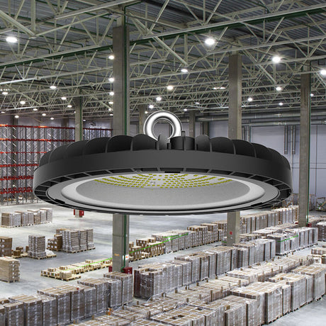 Luminária LED Braytron Hibay 200W 6500K | Iluminação Industrial Espalhada IP65