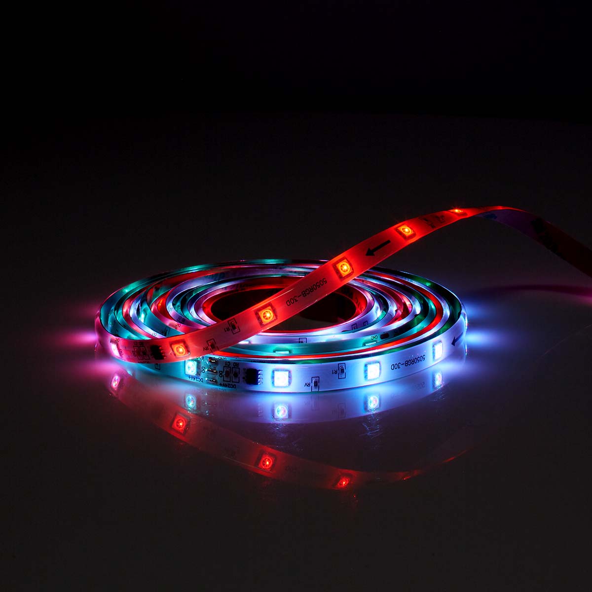 FITA LED 5M NEDIS WIFILS51CRGB – ILUMINAÇÃO RGB INTELIGENTE COM CONEXÃO WIFI PARA SEU AMBIENTE
